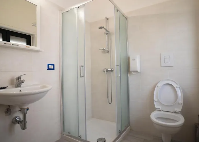 - - Ristorante L'oasi Bed & Breakfast 3*