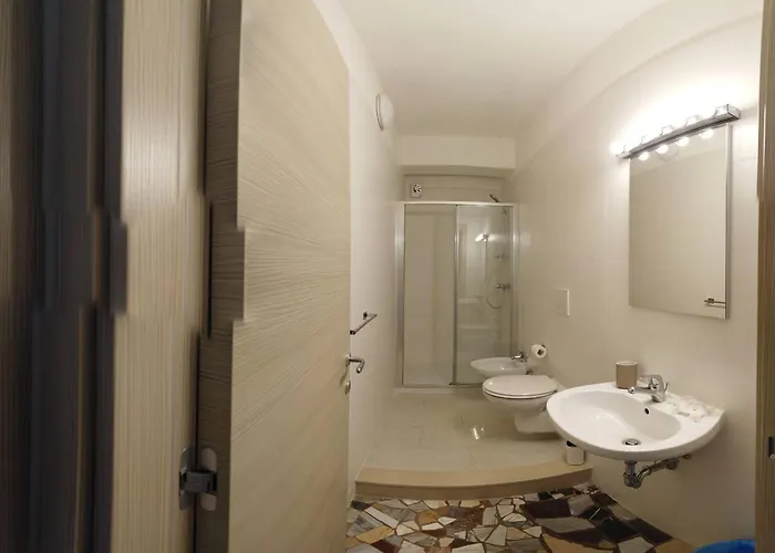 Bed & Breakfast - - Ristorante L'oasi 3*