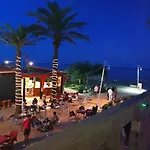 - - Ristorante L'oasi Отель типа 