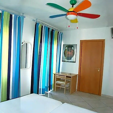 Bed & Breakfast - - Ristorante L'oasi 3*