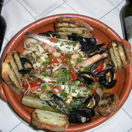 - - Ristorante L'oasi Bed & Breakfast 3*