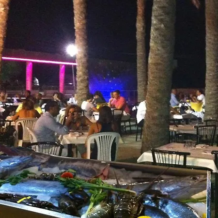 Bed & Breakfast - - Ristorante L'oasi Metaponto